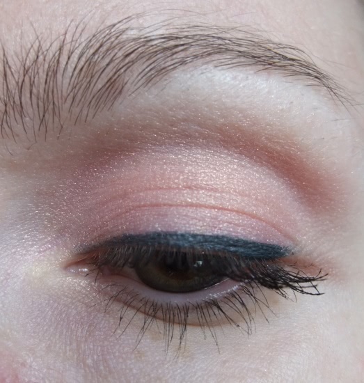 Мечта вороны - блестяшки Just Backed eyeshadows 42, 45, 46