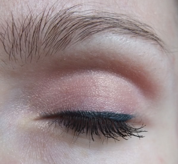 Мечта вороны - блестяшки Just Backed eyeshadows 42, 45, 46