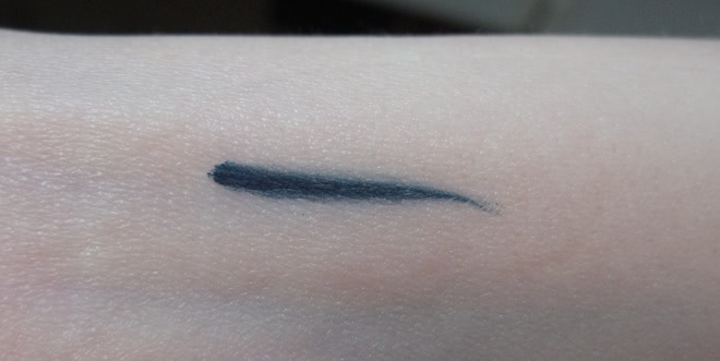 Just Color aqua liner W-454 и W-266
