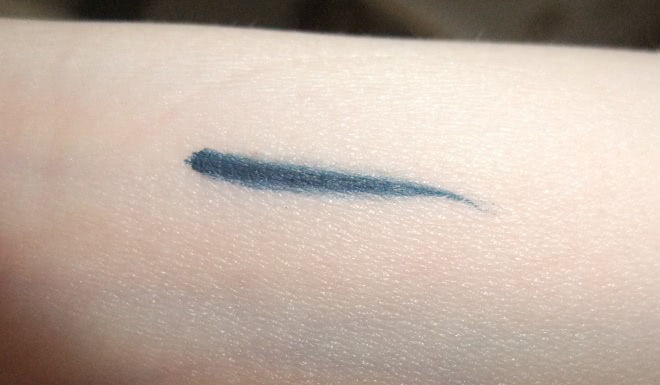 Just Color aqua liner W-454 и W-266