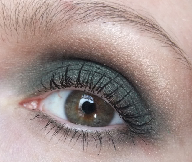 Avon Тrue color Eyeshadow duo Enchanted forest