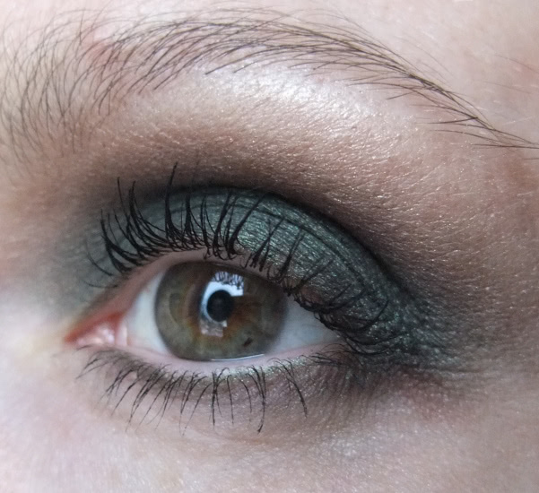 Avon Тrue color Eyeshadow duo Enchanted forest