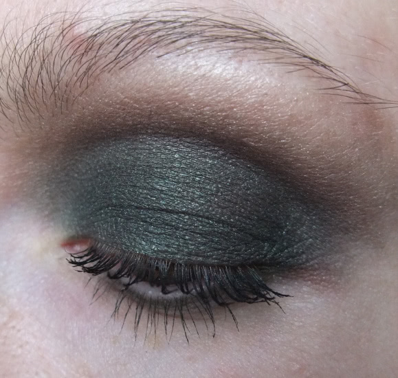 Avon Тrue color Eyeshadow duo Enchanted forest