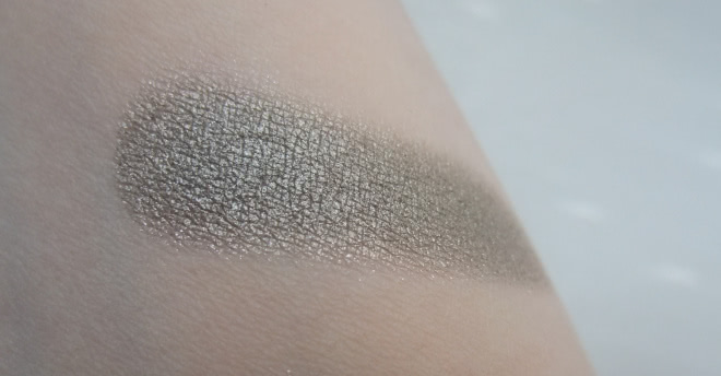 Essence The Metal Eyeshadow 09 Patina Glow