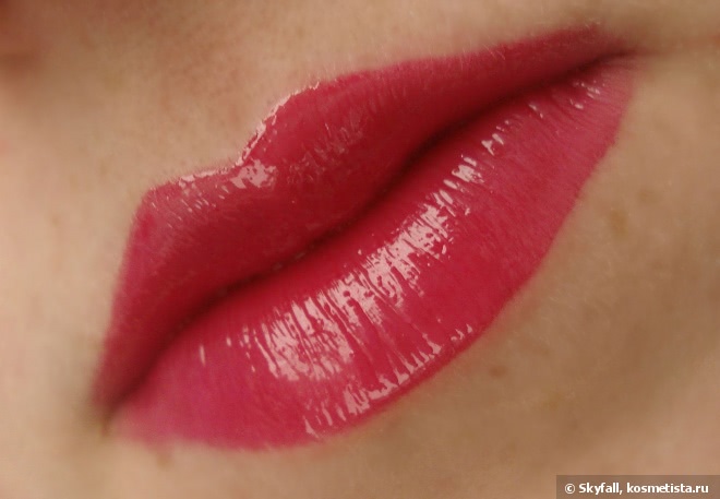 Супер глянцевый, ягодный блеск Pupa Glossy Lips Ultra-Shine Lip Gloss №404 Love Me Forever