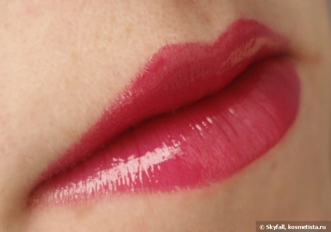 Супер глянцевый, ягодный блеск Pupa Glossy Lips Ultra-Shine Lip Gloss №404 Love Me Forever