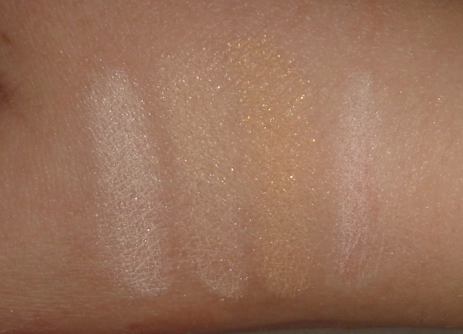 Рождественская игрушка - Guerlain Meteorites Flocons Enchantes Poudre Sublimatrice Light-Enhancing Powder