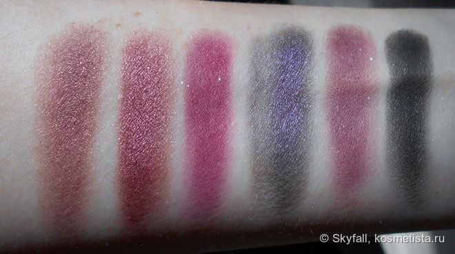 Палетка теней Sleek I-Divine Vintage Romance Palette