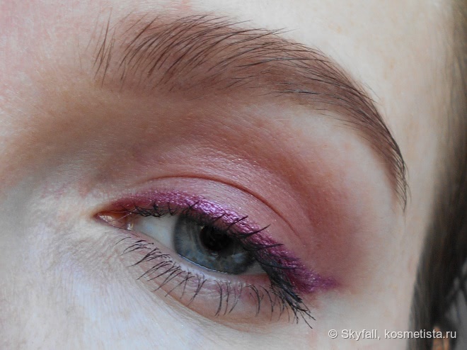 Палетка теней Sleek I-Divine Vintage Romance Palette