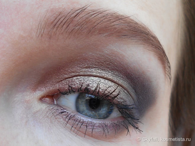 Палетка теней Sleek I-Divine Vintage Romance Palette
