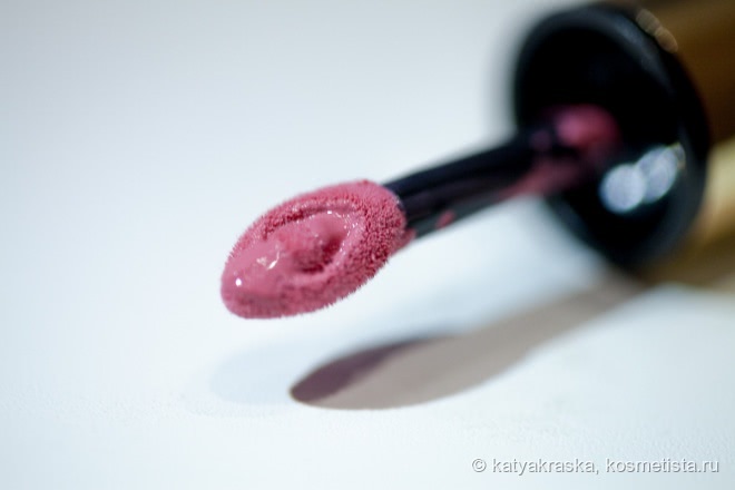 Блеск для губ и румяна YSL Baby Doll Kiss&Blush в оттенке 3