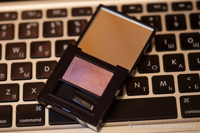Одноцветные тени Estee Lauder Pure Color Envy Defining Eye Shadow