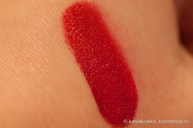 Четыре самых ярких жидких помады из коллекции Estee Lauder Pure Color Envy
