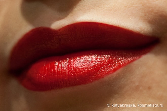 Четыре самых ярких жидких помады из коллекции Estee Lauder Pure Color Envy