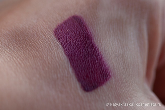 Четыре самых ярких жидких помады из коллекции Estee Lauder Pure Color Envy