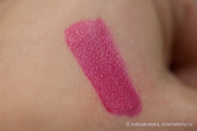 Четыре самых ярких жидких помады из коллекции Estee Lauder Pure Color Envy