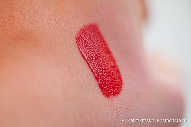 Четыре самых ярких жидких помады из коллекции Estee Lauder Pure Color Envy