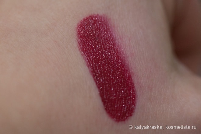 Четыре самых ярких жидких помады из коллекции Estee Lauder Pure Color Envy