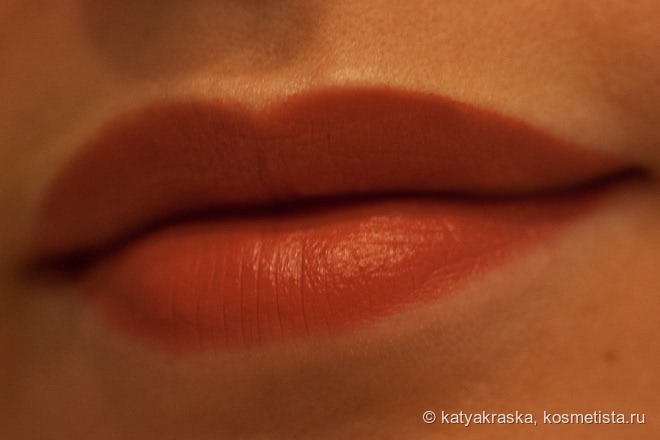 Матовая помада Burberry Lip Velvet Nude Rose №405