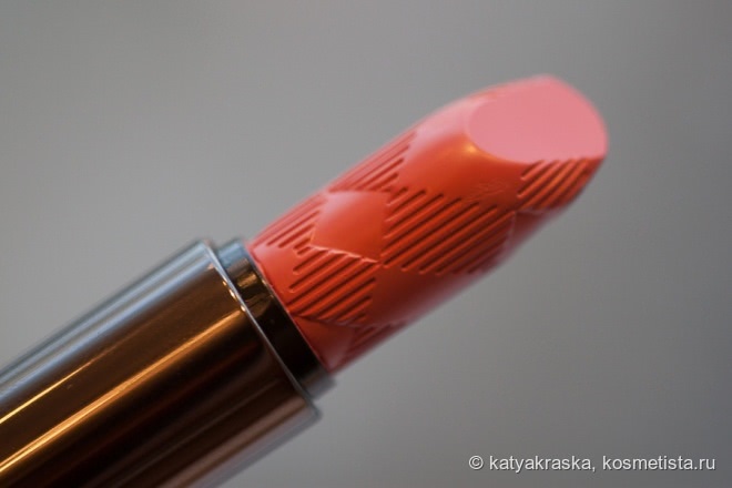 Матовая помада Burberry Lip Velvet Nude Rose №405