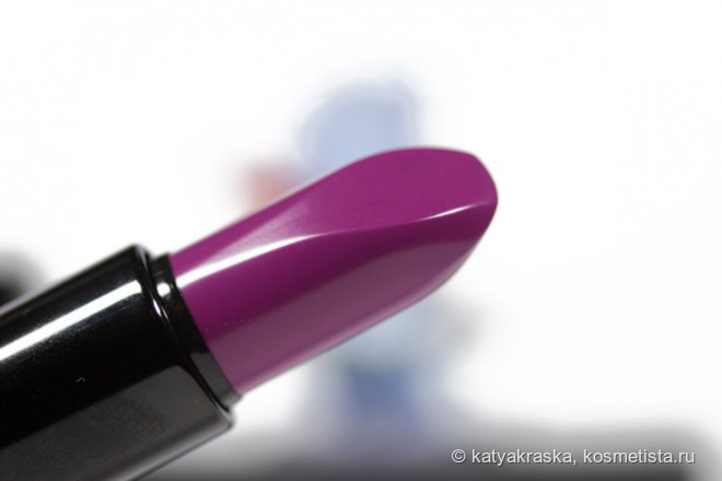 Nouba Lipstick velvet touch в оттенке 25