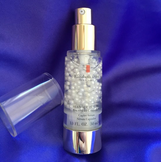 Волшебные керамиды Flawless Future Caplet Serum Powered by Ceramide