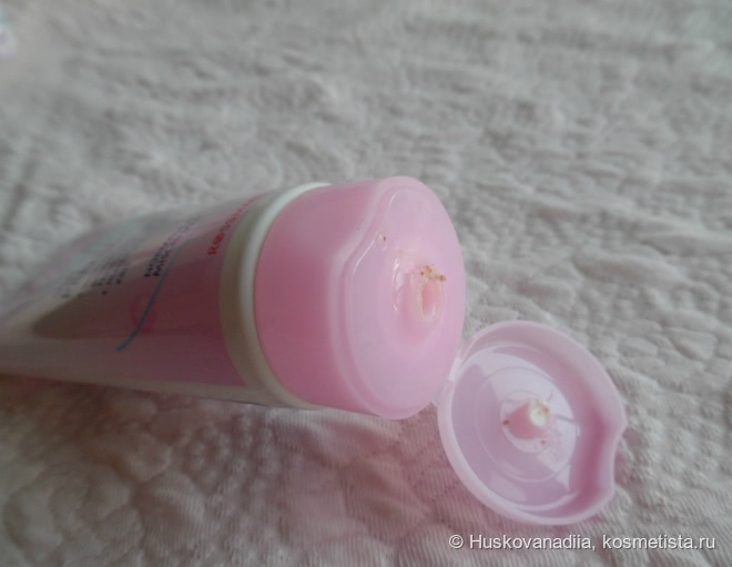 Isana Young Soft Peeleng & Intensive creme