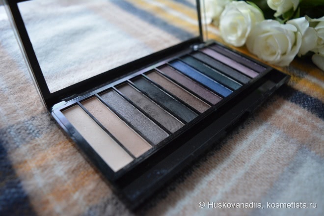 Makeup Revolution Hot Smoked palette