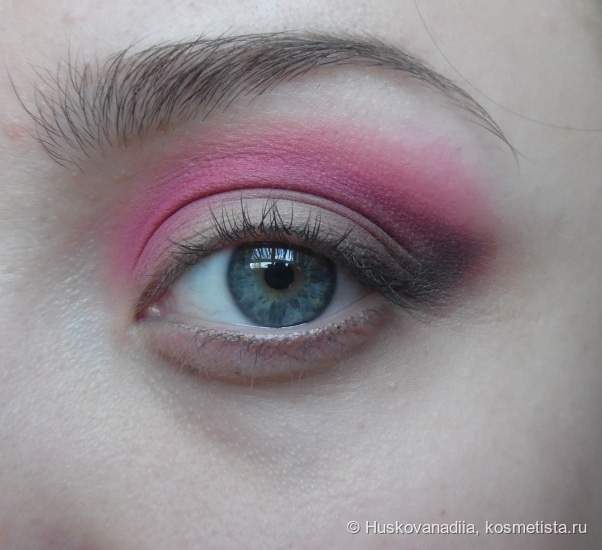 Макияж глаз с палеткой Sleek Ultra Matte V.1
