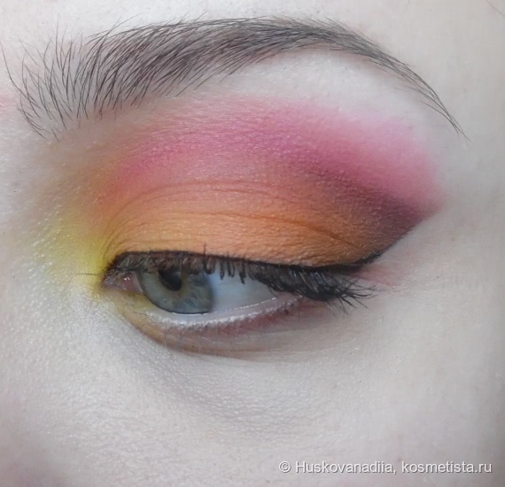 Макияж глаз с палеткой Sleek Ultra Matte V.1