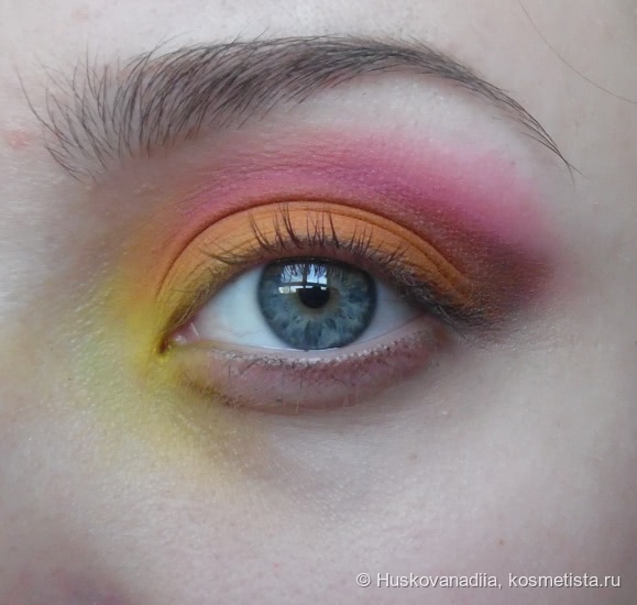 Макияж глаз с палеткой Sleek Ultra Matte V.1