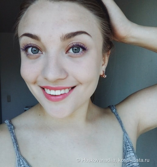 Maybelline Vivid Matte Liquid 05 Nude Flush и 35 Rebel Red