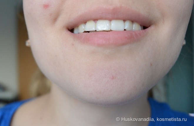 Maybelline Vivid Matte Liquid 05 Nude Flush и 35 Rebel Red