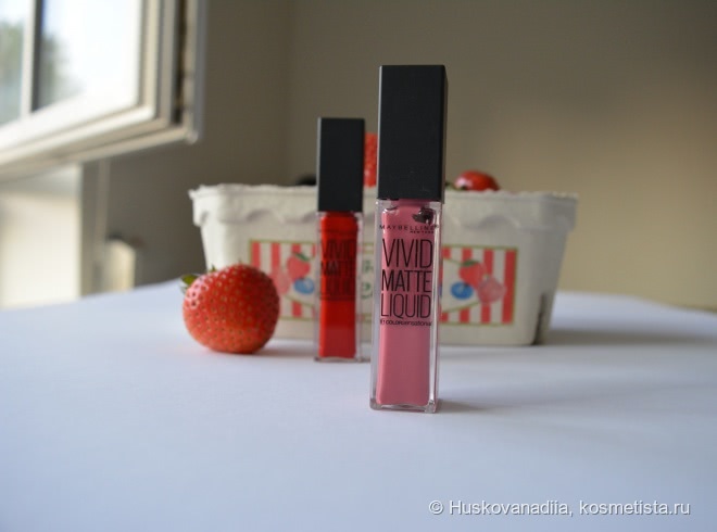 Maybelline Vivid Matte Liquid 05 Nude Flush и 35 Rebel Red
