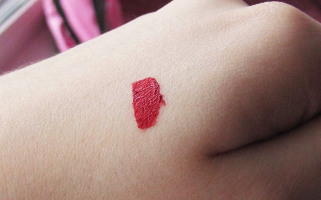 Красная прекрасная Inglot AMC Eyeliner Gel 79