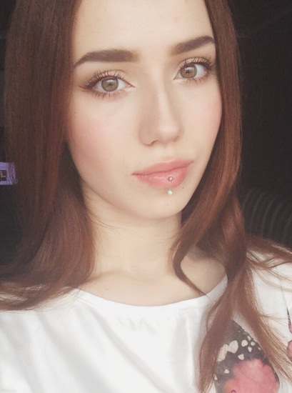 Красная прекрасная Inglot AMC Eyeliner Gel 79