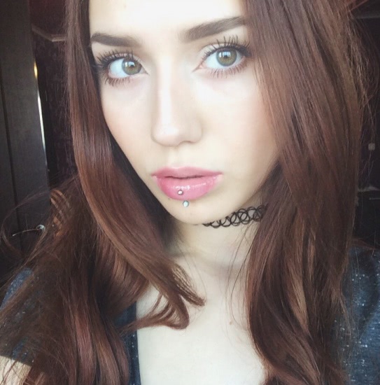 Масло-тинт YSL Volupte Tint-In-Oil Nourishing Lip Oil Colour Enhancer в оттенках #1 Drive Me Copper и #4 I Rose You