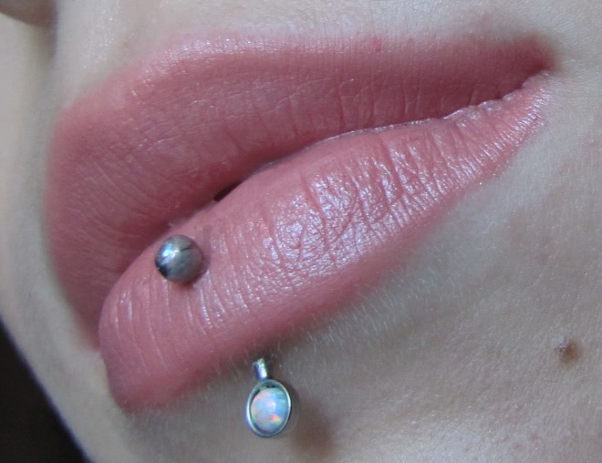 Трое из ларца Tom Ford Lip Color. # 10 Black Dahlia # 13 Blush Nude # 01 Spanish Pink