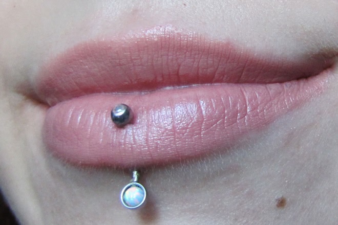 Трое из ларца Tom Ford Lip Color. # 10 Black Dahlia # 13 Blush Nude # 01 Spanish Pink