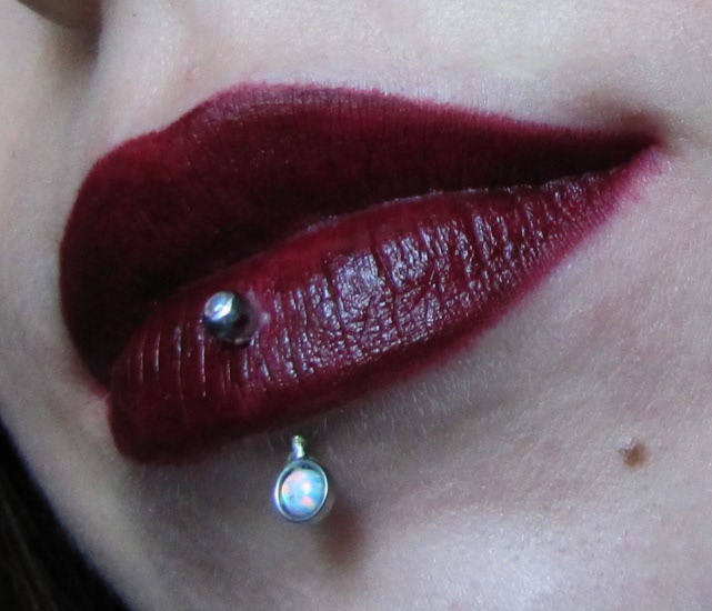 Трое из ларца Tom Ford Lip Color. # 10 Black Dahlia # 13 Blush Nude # 01 Spanish Pink