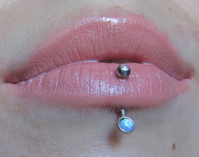 Трое из ларца Tom Ford Lip Color. # 10 Black Dahlia # 13 Blush Nude # 01 Spanish Pink