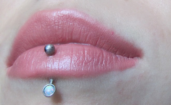 Трое из ларца Tom Ford Lip Color. # 10 Black Dahlia # 13 Blush Nude # 01 Spanish Pink