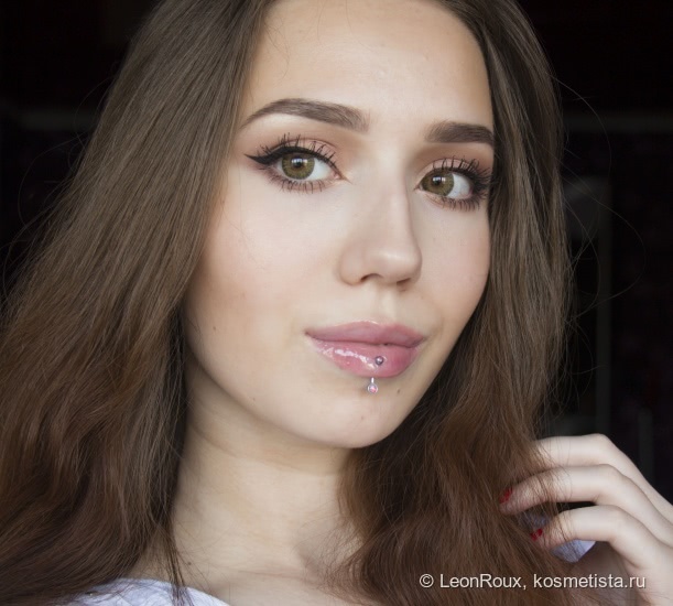Сборная солянка из хитов theBalm In theBalm of Your Hand