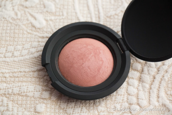 Нейтральные румяна на каждый день Nouba Blush on bubble 55