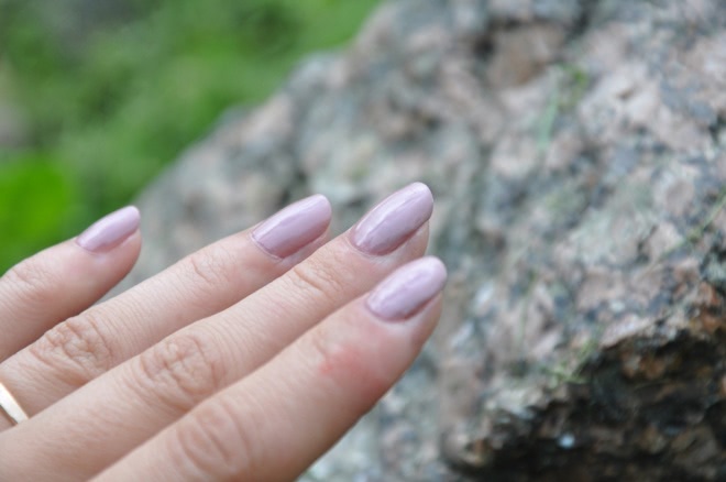 Essie Nail Polish #40 Demure vix, #14 Fiji