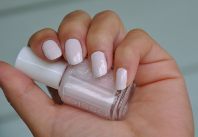 Essie Nail Polish #40 Demure vix, #14 Fiji