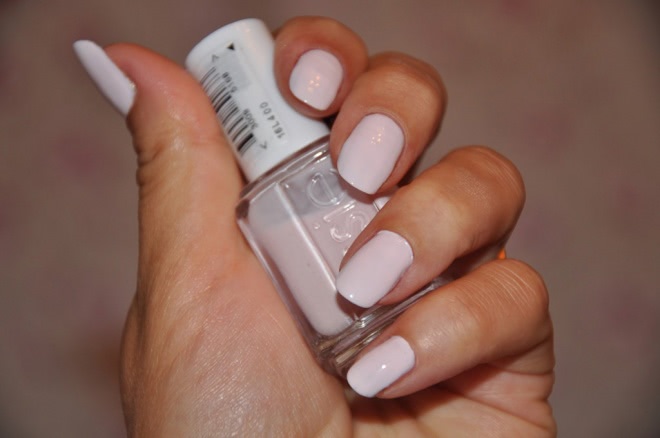Essie Nail Polish #40 Demure vix, #14 Fiji