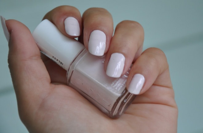 Essie Nail Polish #40 Demure vix, #14 Fiji