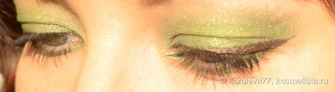 Шёлковая весна с Shiseido Luminizing Satin Eye Color Trio GR 305 Jungle