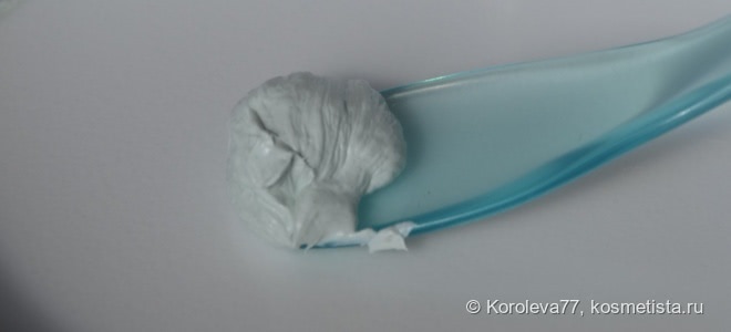 Она великолепна! Очищающая маска для лица Estee Lauder Clear Difference Purifying Exfoliating Mask